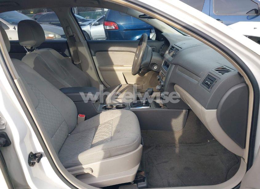 Photo 5 of 2012 Ford Fusion S (VIN 3FAHP0GA9CR404552)