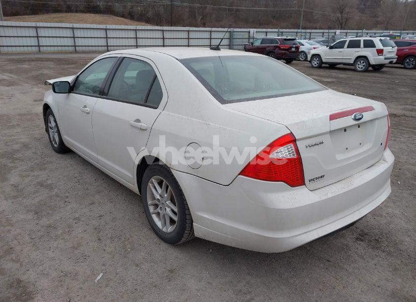 Photo 3 of 2012 Ford Fusion S (VIN 3FAHP0GA9CR430116)