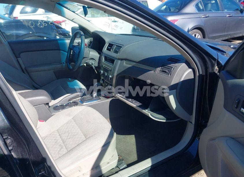 Photo 5 of 2010 Ford Fusion S (VIN 3FAHP0GAXAR386415)