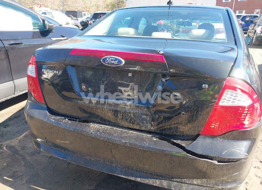 Photo 6 of 2010 Ford Fusion S (VIN 3FAHP0GAXAR386415)