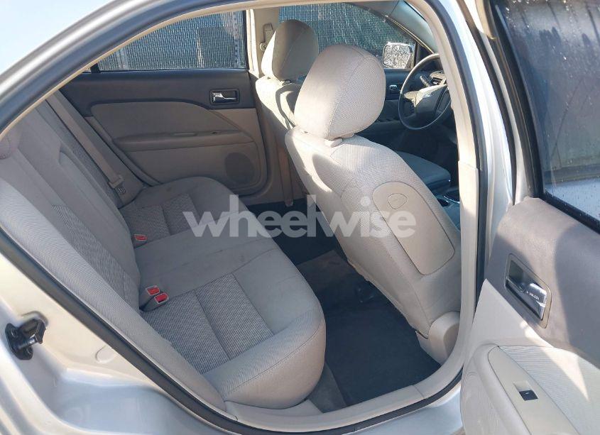 Photo 8 of 2010 Ford Fusion S (VIN 3FAHP0GAXAR430137)