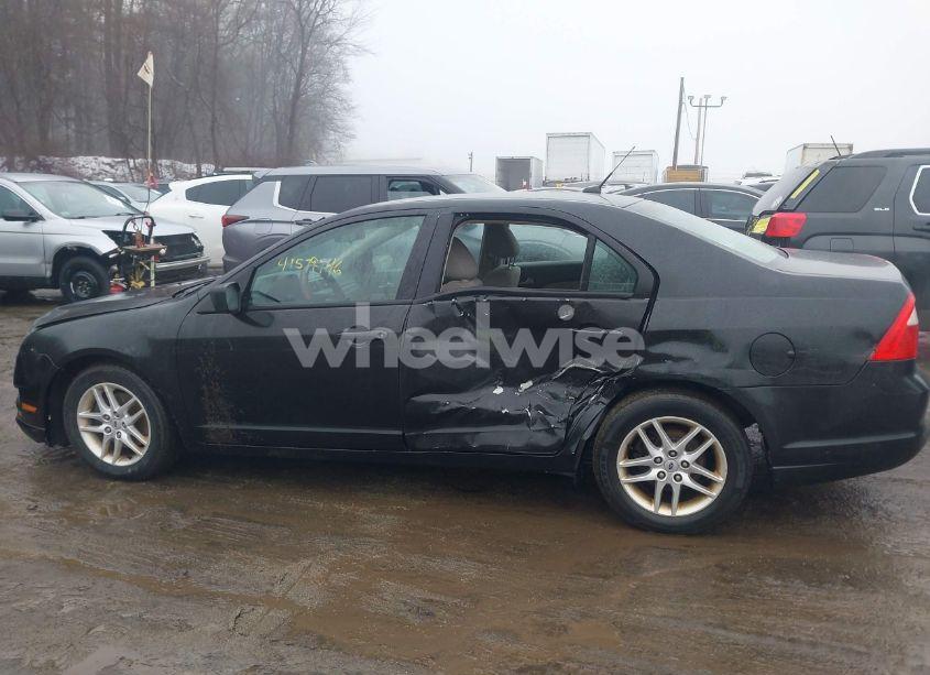 Photo 14 of 2011 Ford Fusion S (VIN 3FAHP0GAXBR143611)