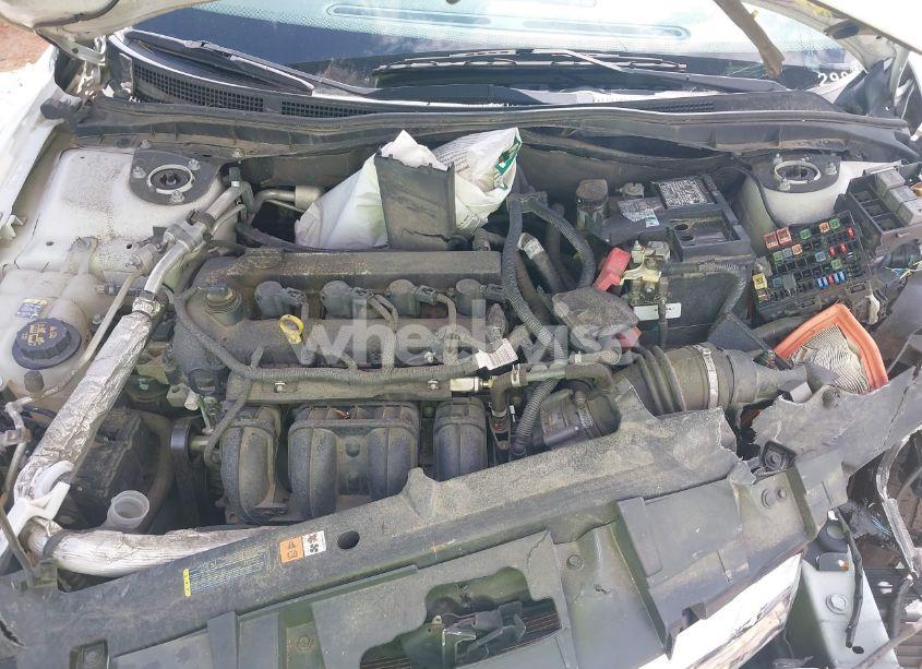 Photo 10 of 2011 Ford Fusion S (VIN 3FAHP0GAXBR268804)