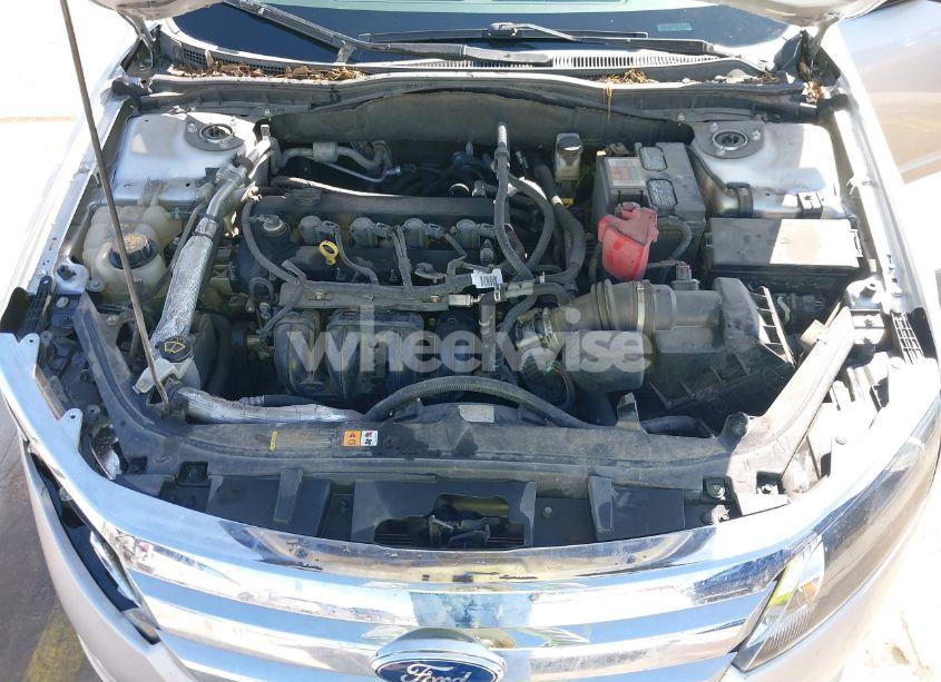 Photo 10 of 2012 Ford Fusion S (VIN 3FAHP0GAXCR124512)