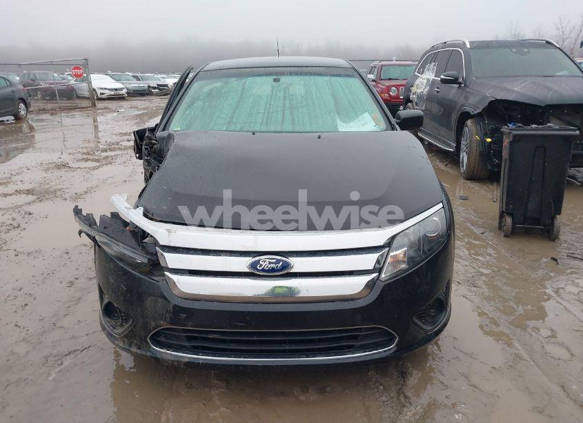 Photo 12 of 2012 Ford Fusion S (VIN 3FAHP0GAXCR204764)
