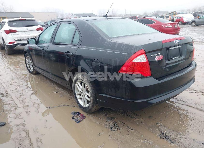 Photo 3 of 2012 Ford Fusion S (VIN 3FAHP0GAXCR204764)