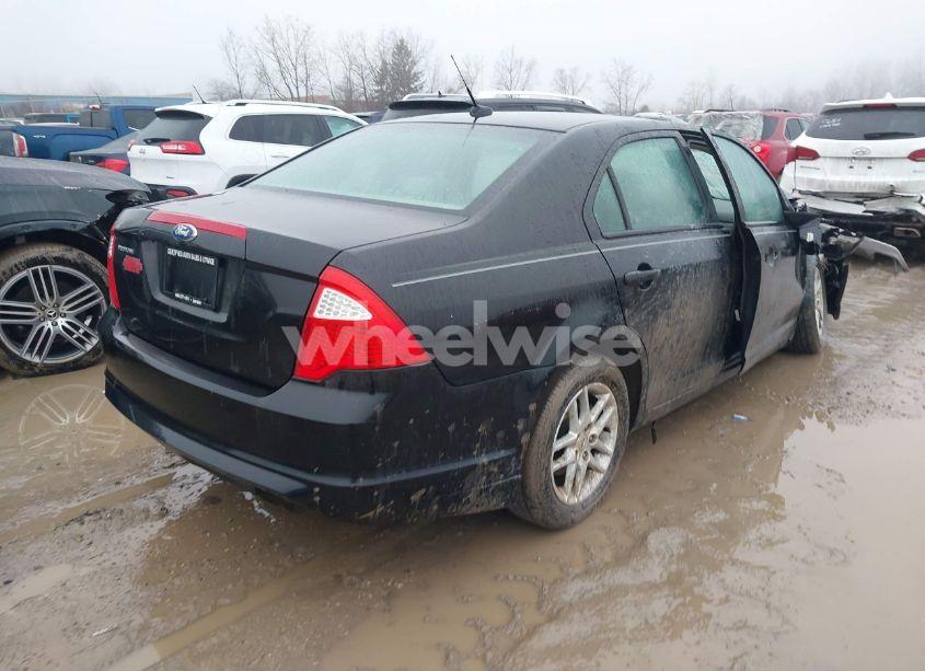 Photo 4 of 2012 Ford Fusion S (VIN 3FAHP0GAXCR204764)