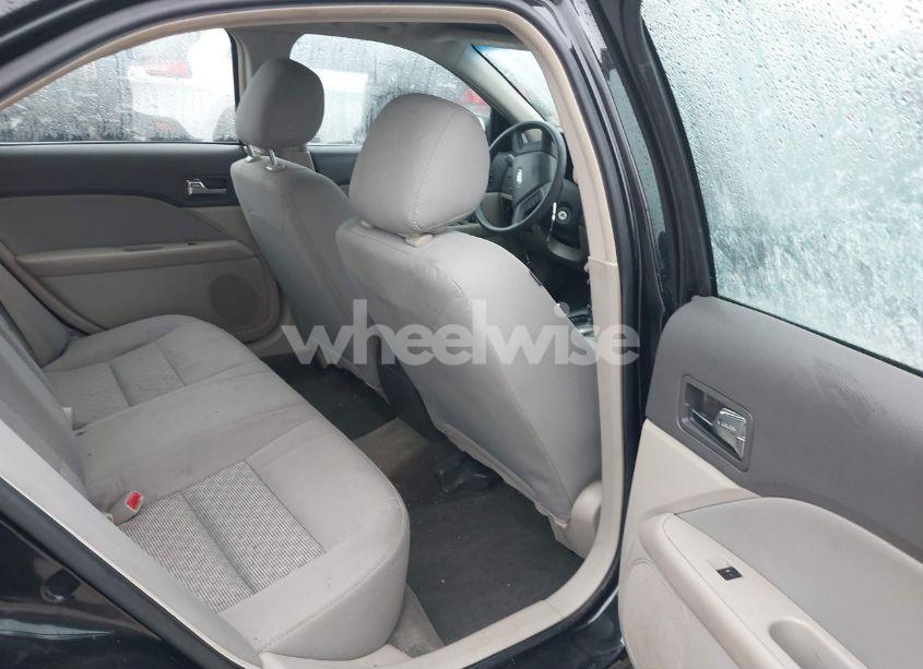 Photo 8 of 2012 Ford Fusion S (VIN 3FAHP0GAXCR204764)