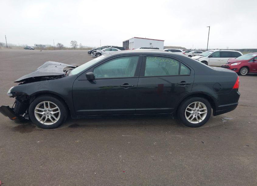 Photo 15 of 2012 Ford Fusion S (VIN 3FAHP0GAXCR259196)