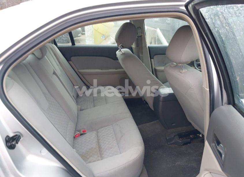 Photo 8 of 2012 Ford Fusion S (VIN 3FAHP0GAXCR331160)