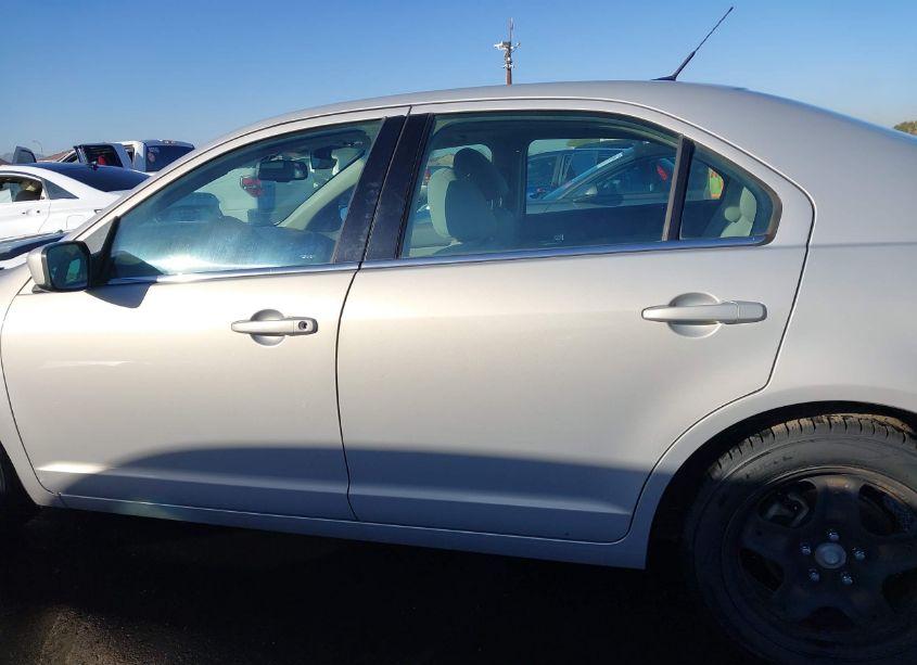 Photo 14 of 2010 Ford Fusion SE (VIN 3FAHP0HA0AR159295)