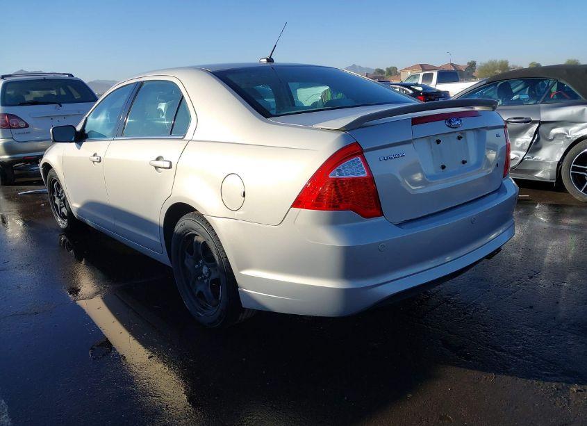 Photo 3 of 2010 Ford Fusion SE (VIN 3FAHP0HA0AR159295)
