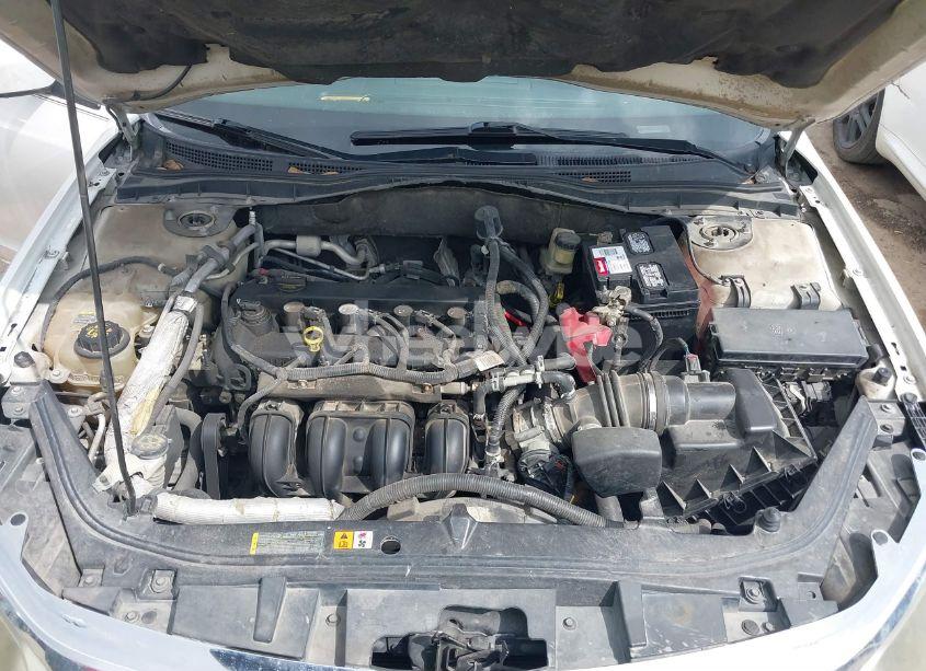 Photo 10 of 2010 Ford Fusion SE (VIN 3FAHP0HA0AR166568)