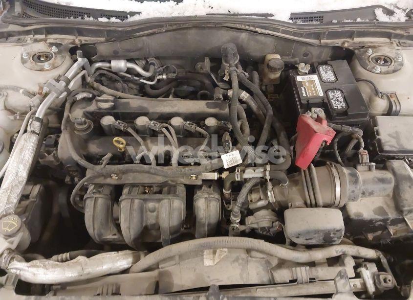 Photo 10 of 2010 Ford Fusion SE (VIN 3FAHP0HA0AR223075)