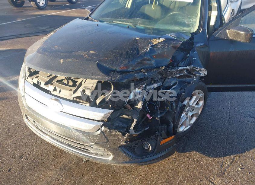 Photo 6 of 2010 Ford Fusion SE (VIN 3FAHP0HA0AR243939)