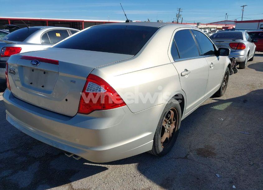 Photo 4 of 2010 Ford Fusion SE (VIN 3FAHP0HA0AR278514)