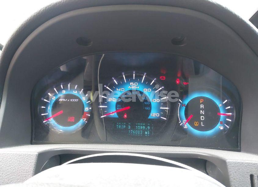 Photo 7 of 2010 Ford Fusion SE (VIN 3FAHP0HA0AR305842)