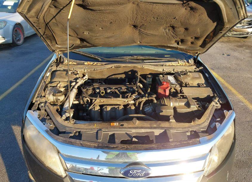 Photo 10 of 2010 Ford Fusion SE (VIN 3FAHP0HA0AR318462)