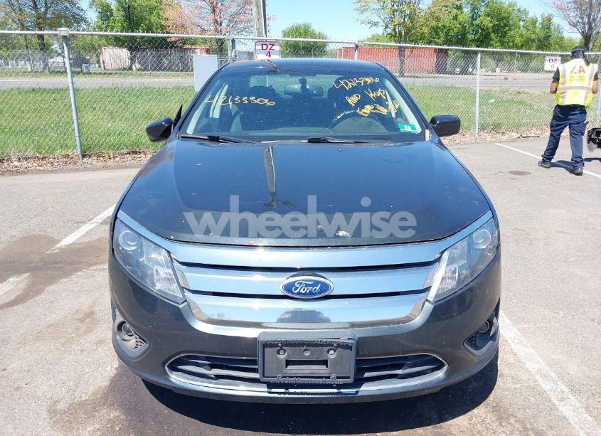 Photo 12 of 2010 Ford Fusion SE (VIN 3FAHP0HA0AR321622)