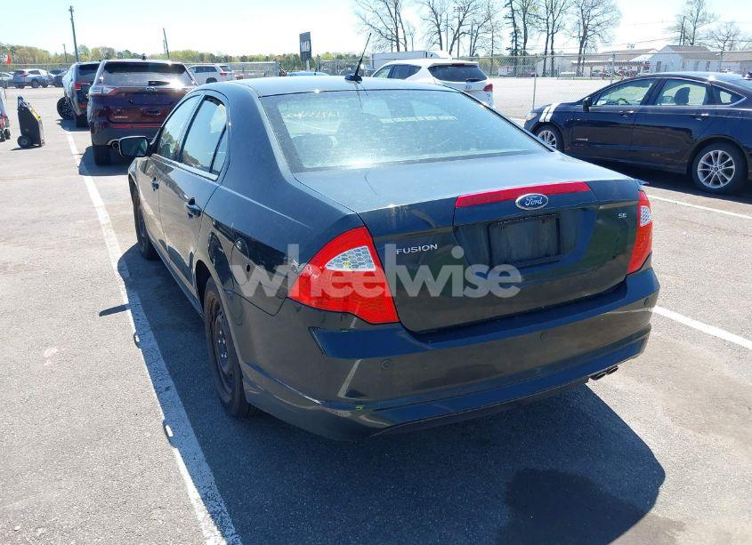 Photo 3 of 2010 Ford Fusion SE (VIN 3FAHP0HA0AR321622)