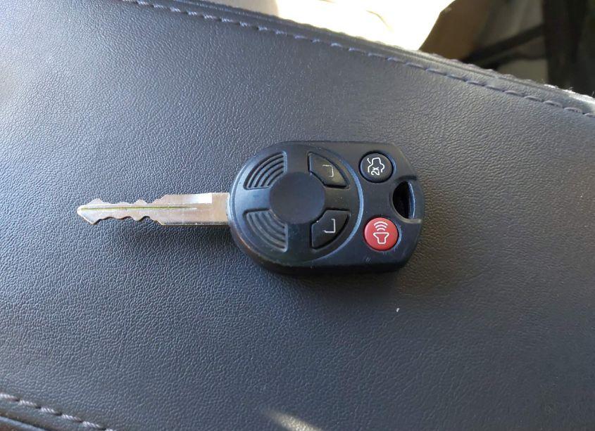 Photo 11 of 2010 Ford Fusion SE (VIN 3FAHP0HA0AR365510)