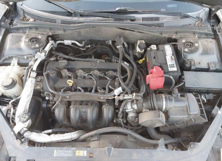 Photo 10 of 2010 Ford Fusion SE (VIN 3FAHP0HA0AR386714)