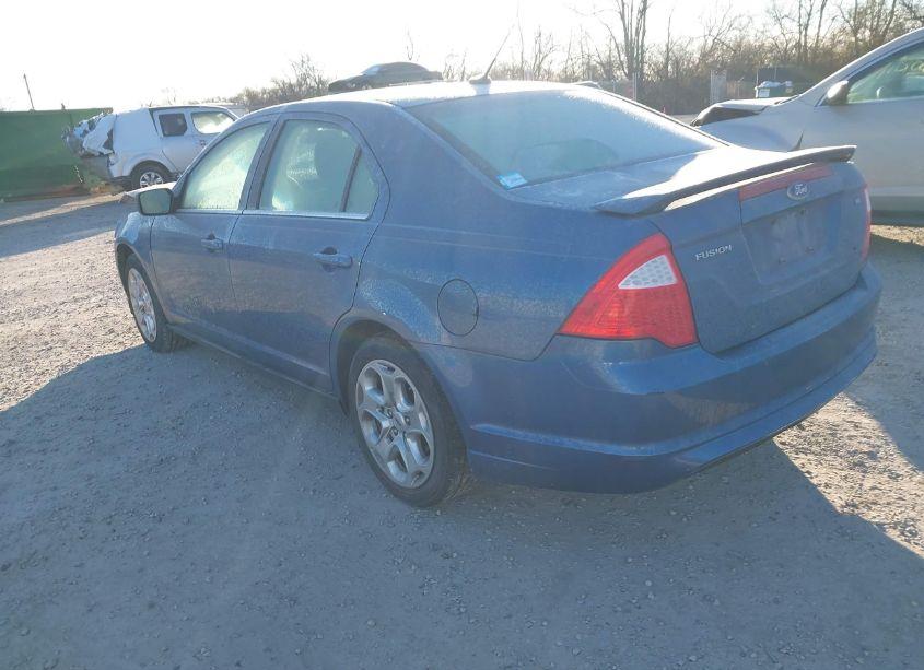 Photo 3 of 2010 Ford Fusion SE (VIN 3FAHP0HA0AR418111)