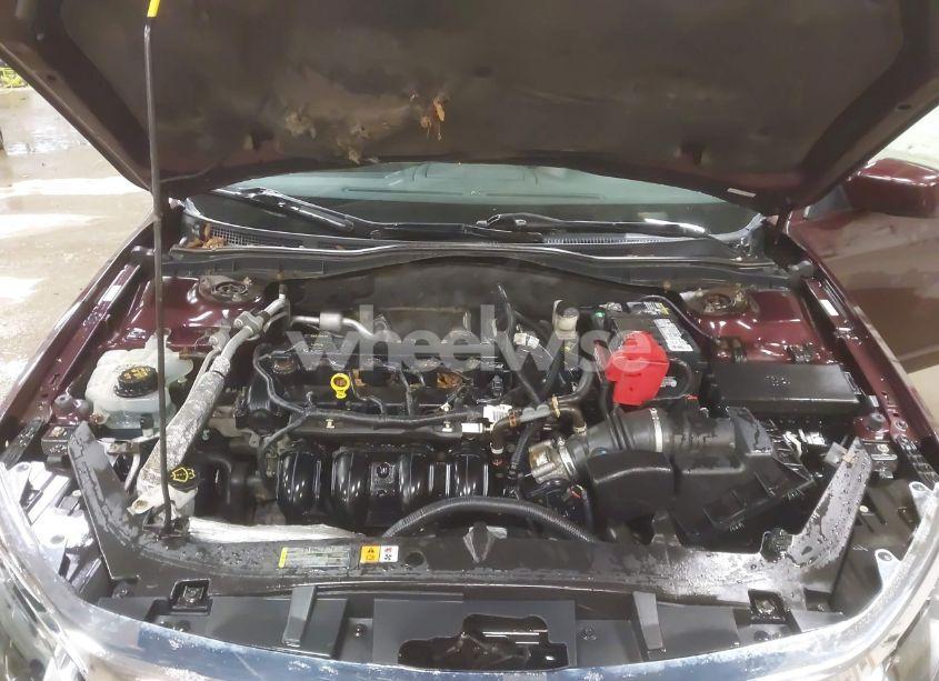 Photo 10 of 2011 Ford Fusion SE (VIN 3FAHP0HA0BR100216)