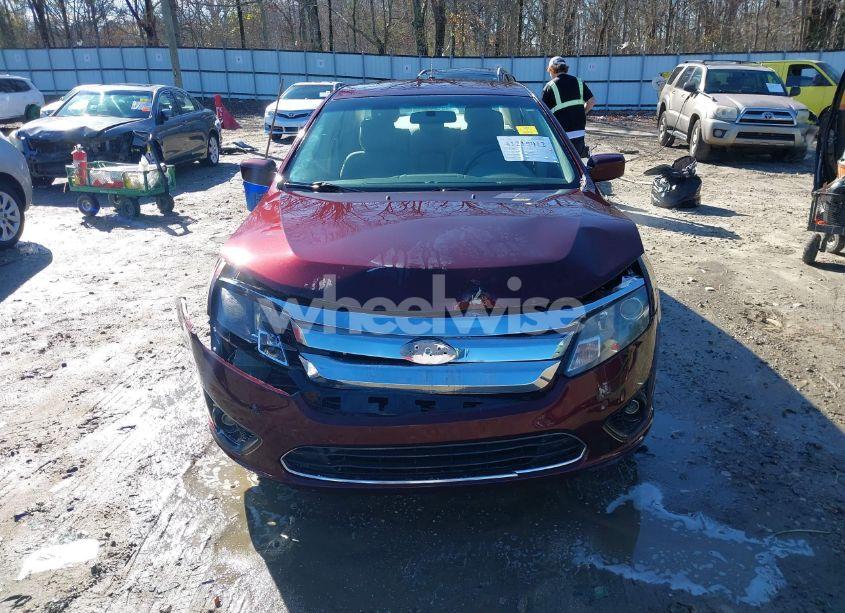 Photo 12 of 2011 Ford Fusion SE (VIN 3FAHP0HA0BR102807)