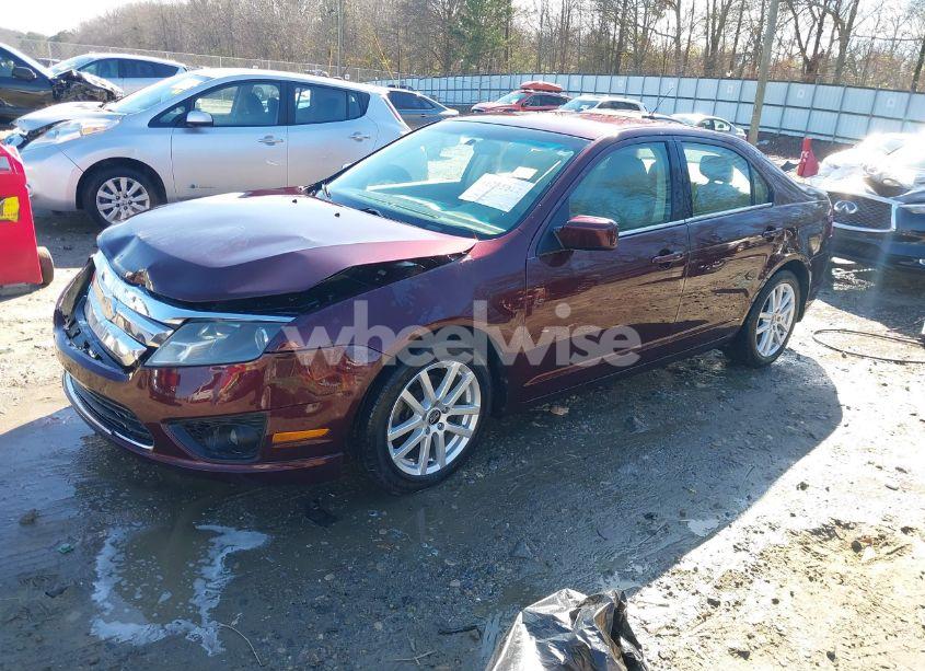 Photo 2 of 2011 Ford Fusion SE (VIN 3FAHP0HA0BR102807)