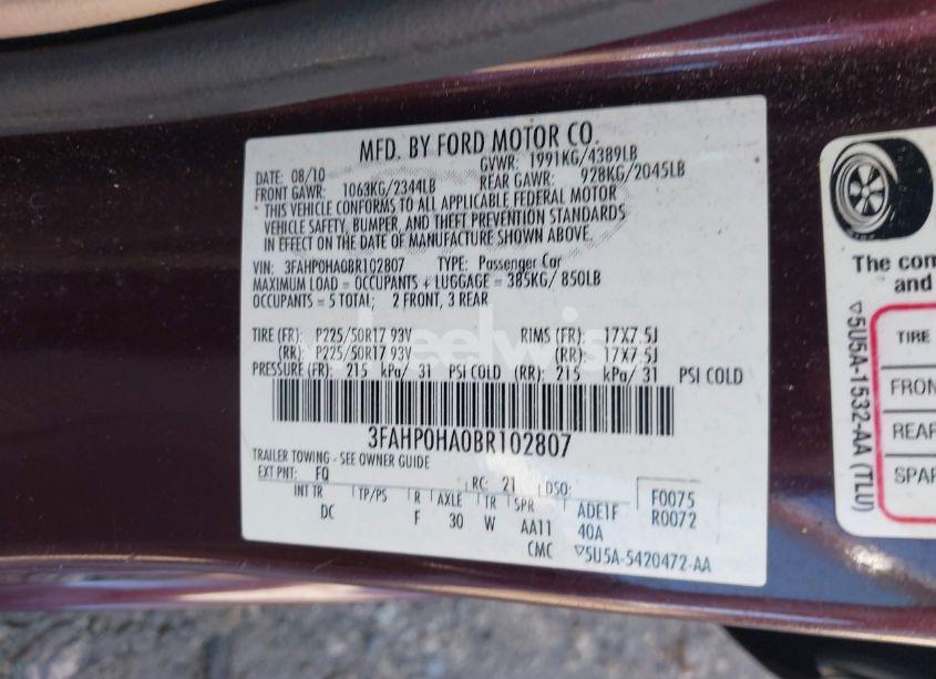 Photo 9 of 2011 Ford Fusion SE (VIN 3FAHP0HA0BR102807)