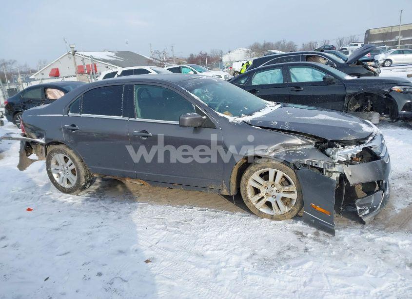 Photo 13 of 2011 Ford Fusion SE (VIN 3FAHP0HA0BR147651)