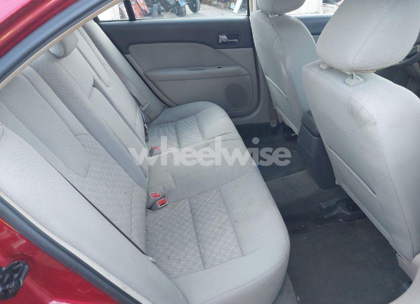 Photo 8 of 2011 Ford Fusion SE (VIN 3FAHP0HA0BR164336)