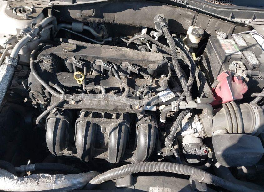 Photo 10 of 2011 Ford Fusion SE (VIN 3FAHP0HA0BR173750)