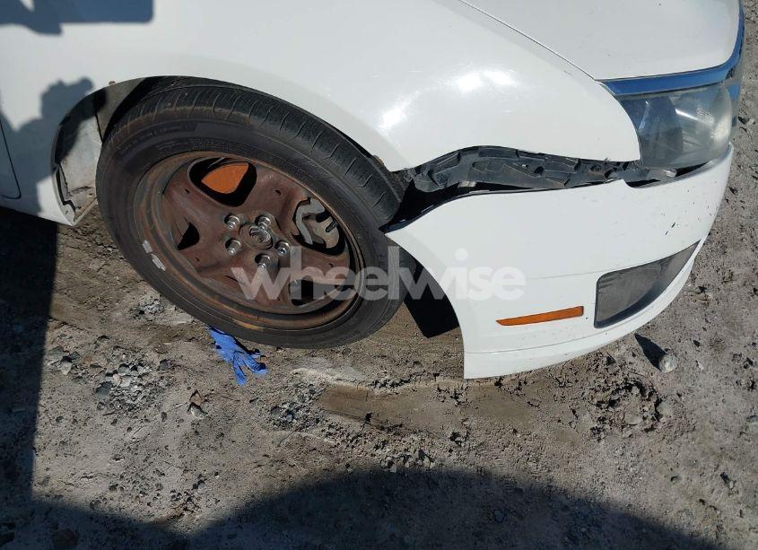 Photo 12 of 2011 Ford Fusion SE (VIN 3FAHP0HA0BR173750)