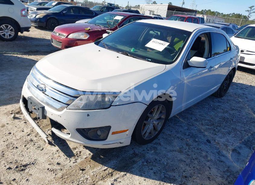 Photo 2 of 2011 Ford Fusion SE (VIN 3FAHP0HA0BR173750)