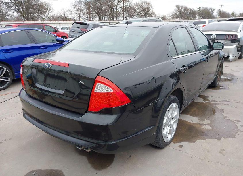 Photo 4 of 2011 Ford Fusion SE (VIN 3FAHP0HA0BR201014)