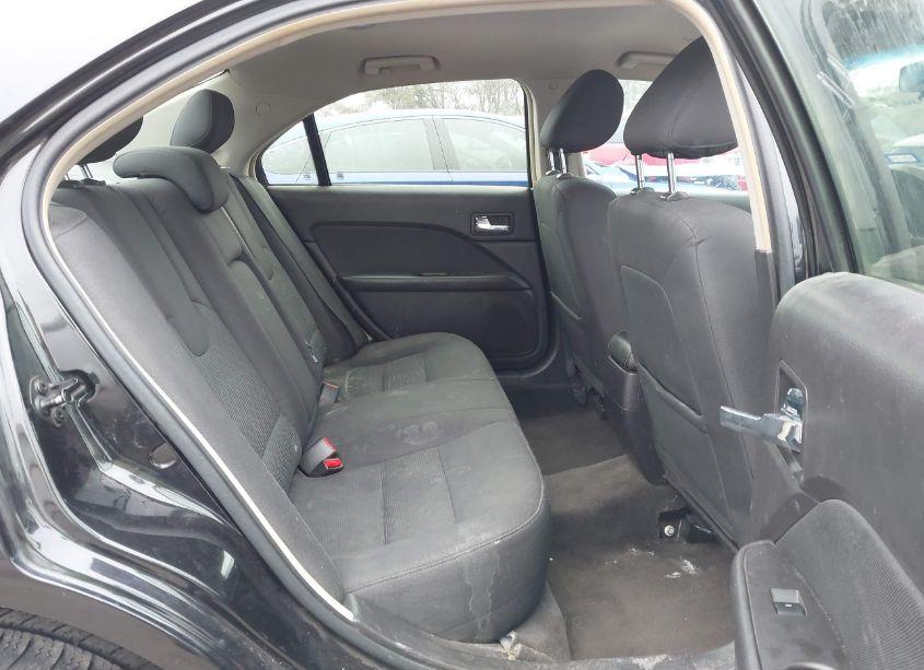 Photo 8 of 2011 Ford Fusion SE (VIN 3FAHP0HA0BR201014)