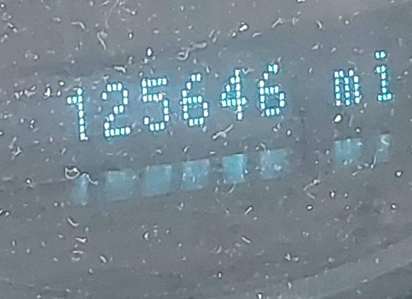 Photo 14 of 2011 Ford Fusion SE (VIN 3FAHP0HA0BR212935)