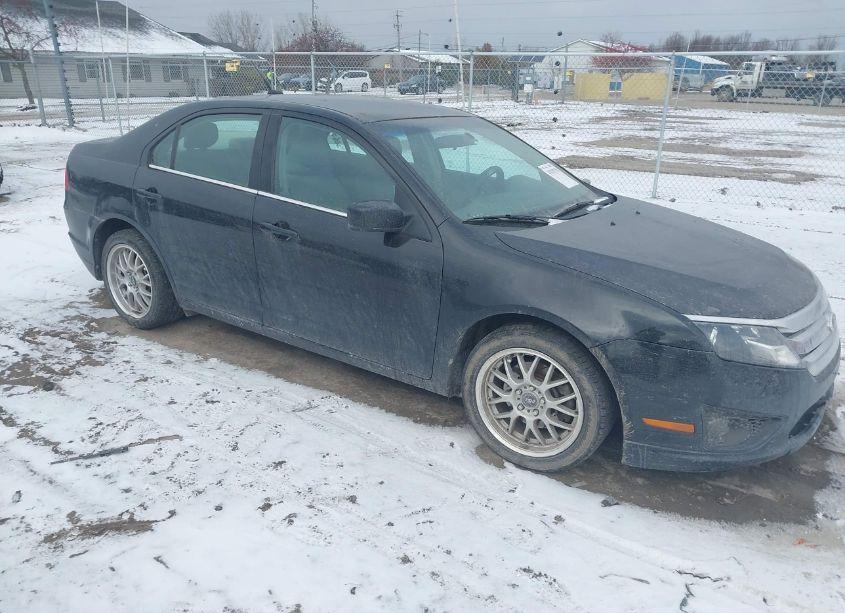 Photo 13 of 2011 Ford Fusion SE (VIN 3FAHP0HA0BR213888)