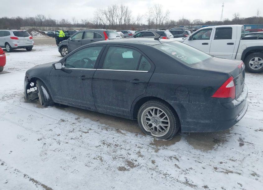 Photo 14 of 2011 Ford Fusion SE (VIN 3FAHP0HA0BR213888)