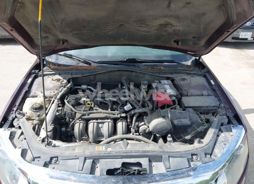 Photo 10 of 2011 Ford Fusion SE (VIN 3FAHP0HA0BR229430)