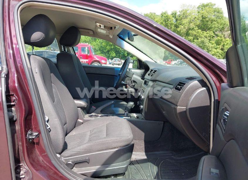 Photo 5 of 2011 Ford Fusion SE (VIN 3FAHP0HA0BR229430)