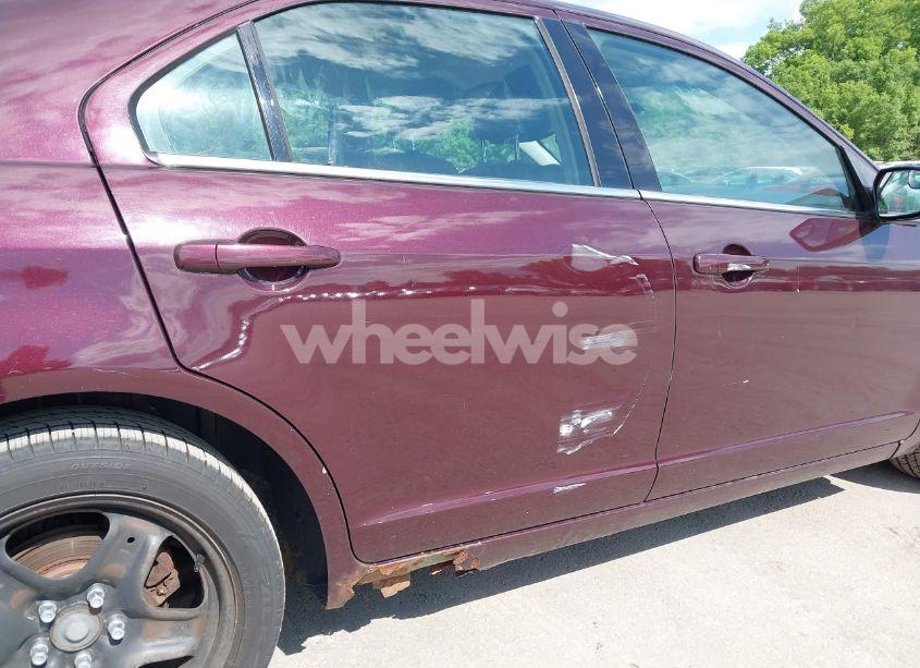 Photo 6 of 2011 Ford Fusion SE (VIN 3FAHP0HA0BR229430)