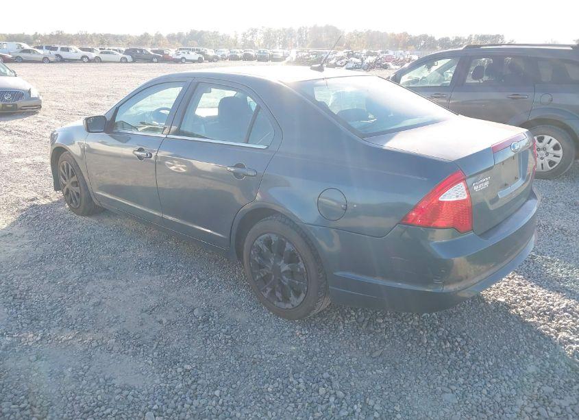 Photo 3 of 2011 Ford Fusion SE (VIN 3FAHP0HA0BR249449)