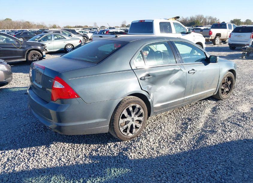 Photo 4 of 2011 Ford Fusion SE (VIN 3FAHP0HA0BR249449)