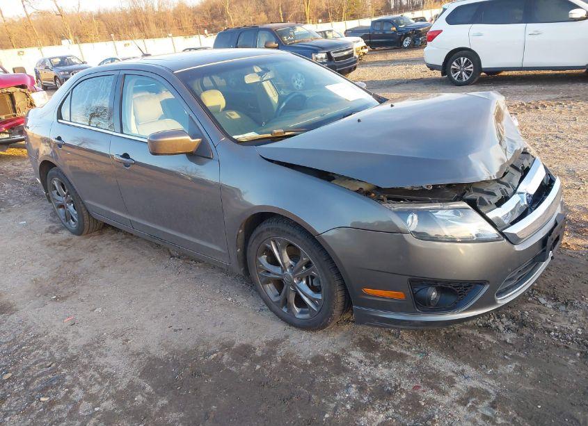 2012 Ford Fusion SE (VIN 3FAHP0HA0CR134366) main photo