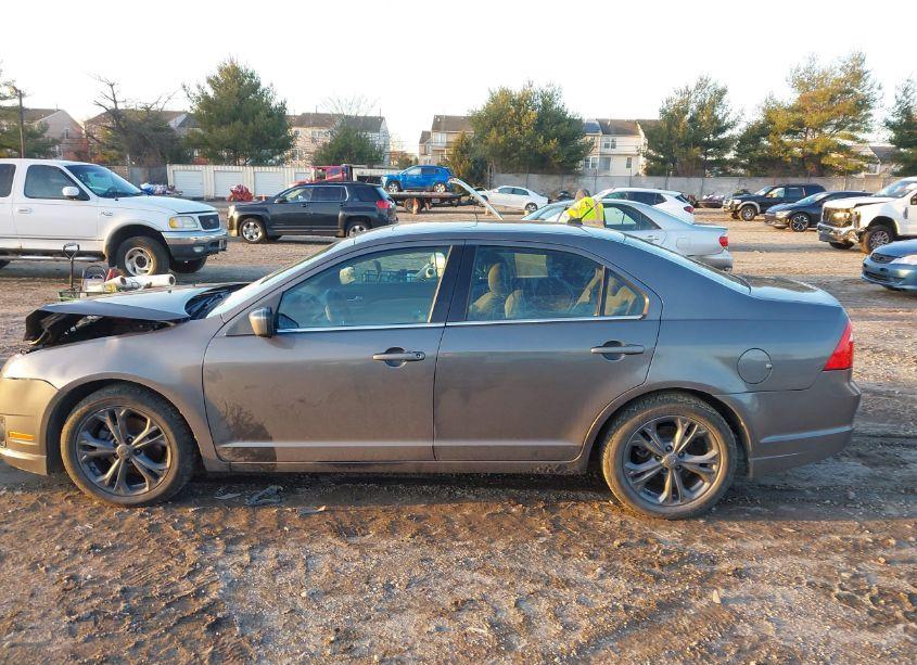 Photo 14 of 2012 Ford Fusion SE (VIN 3FAHP0HA0CR134366)