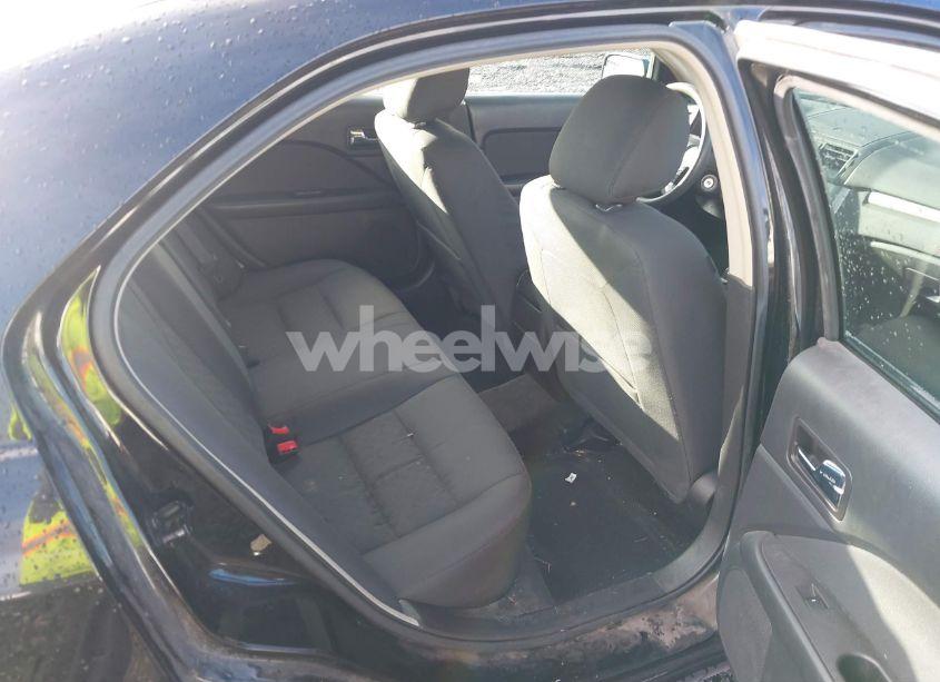 Photo 8 of 2012 Ford Fusion SE (VIN 3FAHP0HA0CR187360)