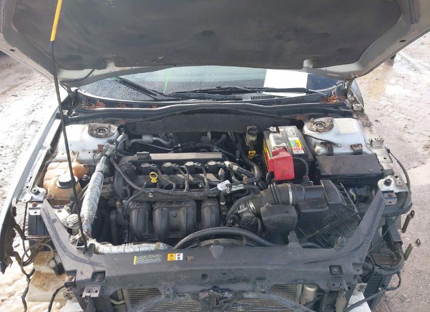 Photo 10 of 2012 Ford Fusion SE (VIN 3FAHP0HA0CR199850)